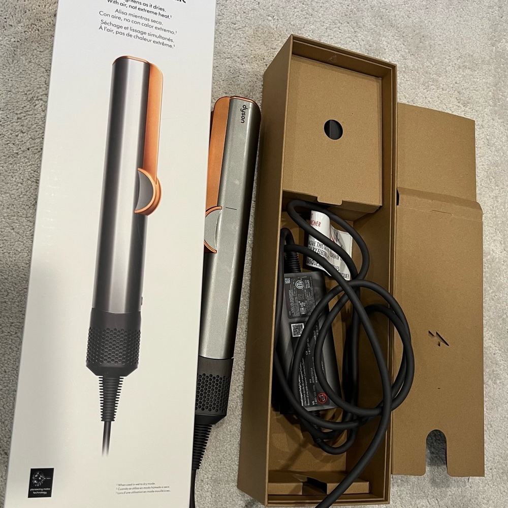 Dyson AirStrait Hair Tool - Silver and Gold